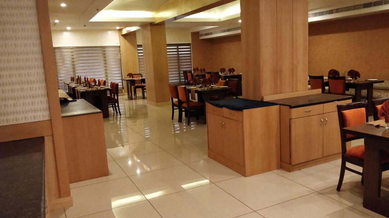 Hotel Hindusthan International, Varanasi Exteriör bild